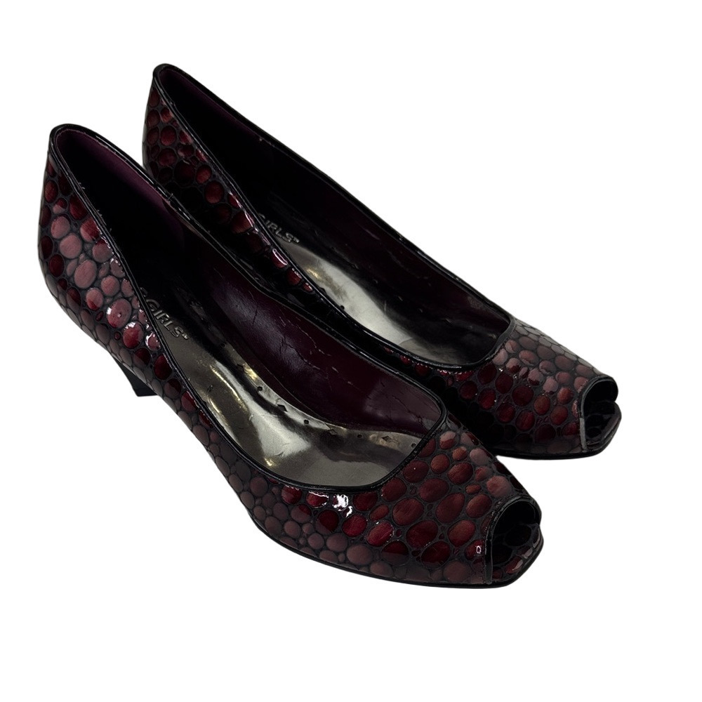 BCBGirls Elegant Burgundy Peep-Toe Heels size 8 ½